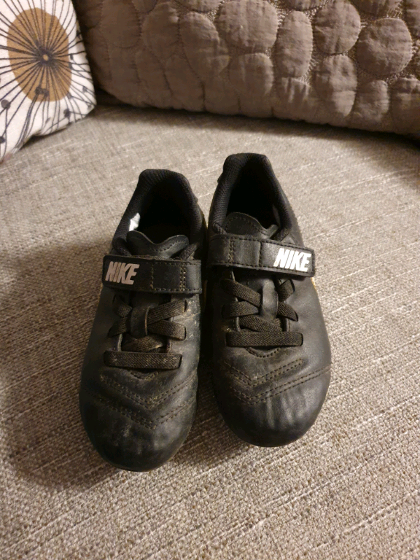football boots size 10 childrens
